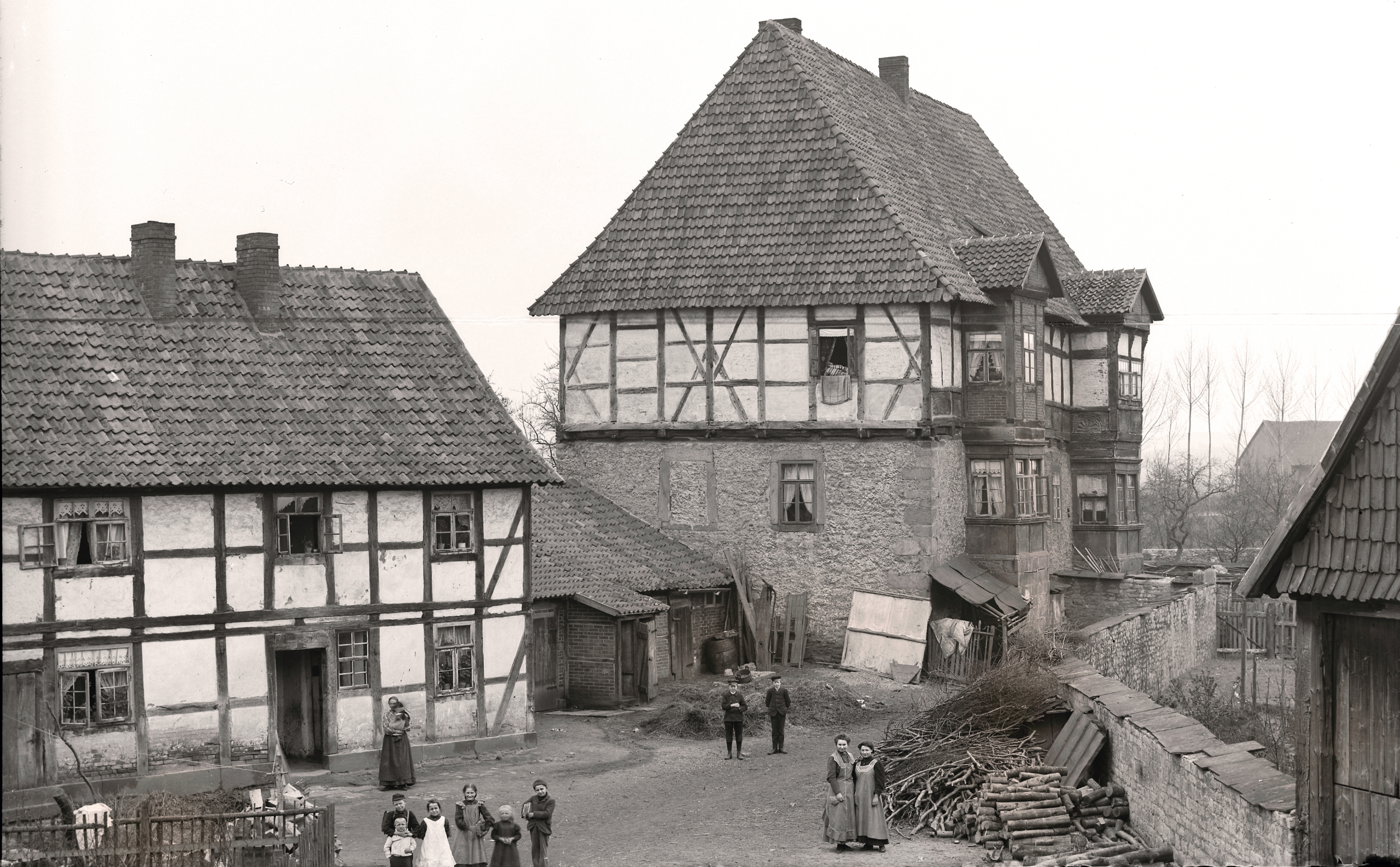 P7. ENGELBRECHTSCHE HOF 1903- DETAIL